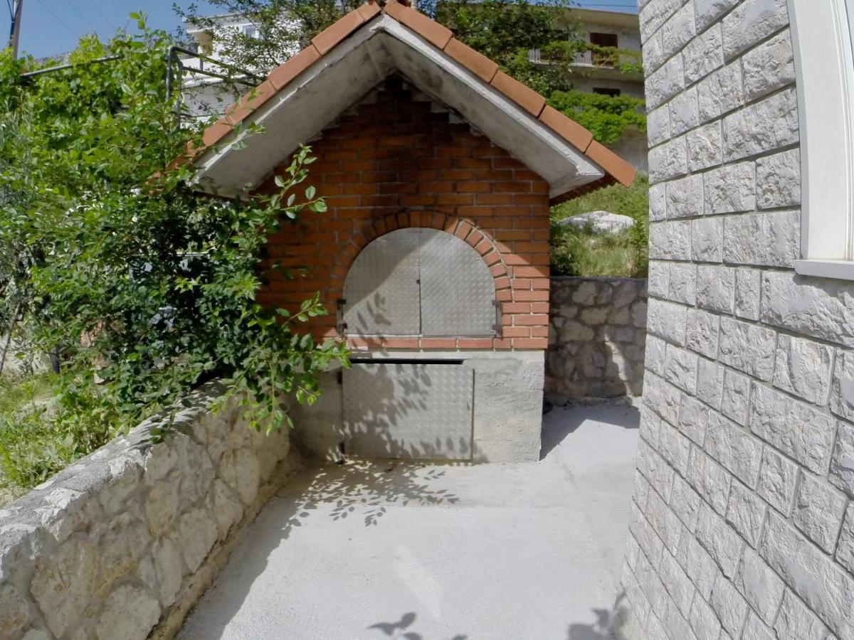 Holiday Apartment Lavanda Jesenice  Dış mekan fotoğraf